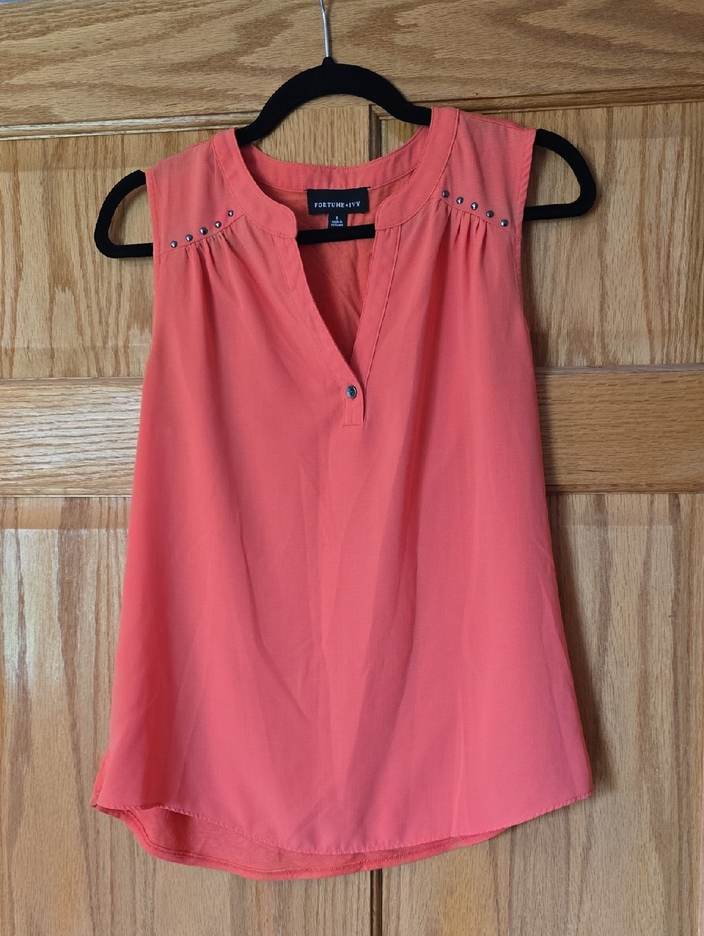Foschini+V Coral Sleeveless Stud-Trim V-Neck Camisole